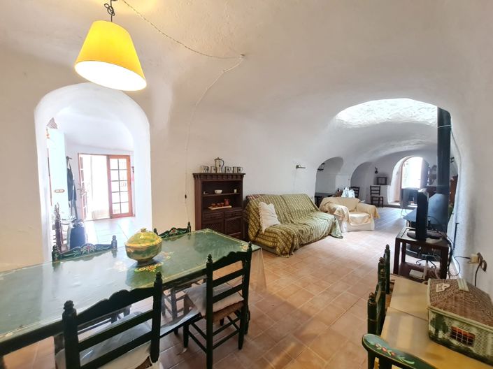 Image No.33-5 Bed Country House for sale