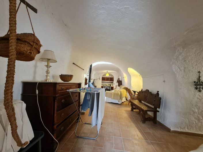 Image No.35-5 Bed Country House for sale