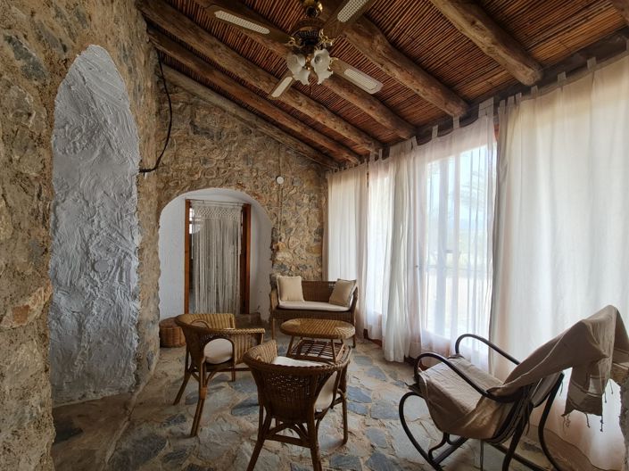 Image No.8-5 Bed Country House for sale