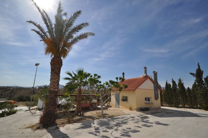 Image No.22-4 Bed Commercial for sale