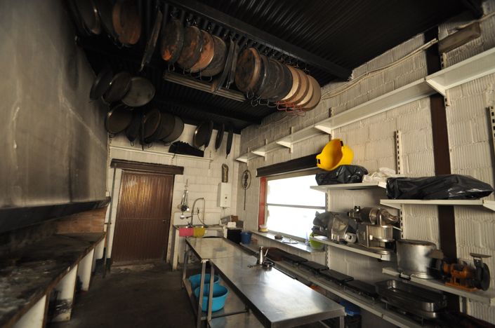 Image No.24-4 Bed Commercial for sale