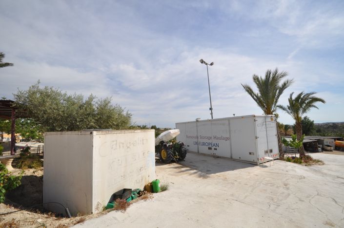 Image No.26-4 Bed Commercial for sale