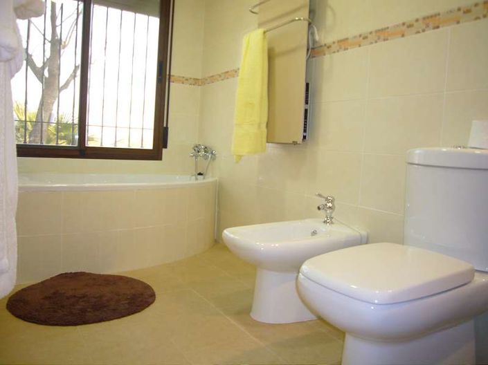 Image No.28-3 Bed Villa for sale