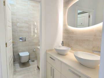 o1jk0180u52m8qjq8isilk19n92q