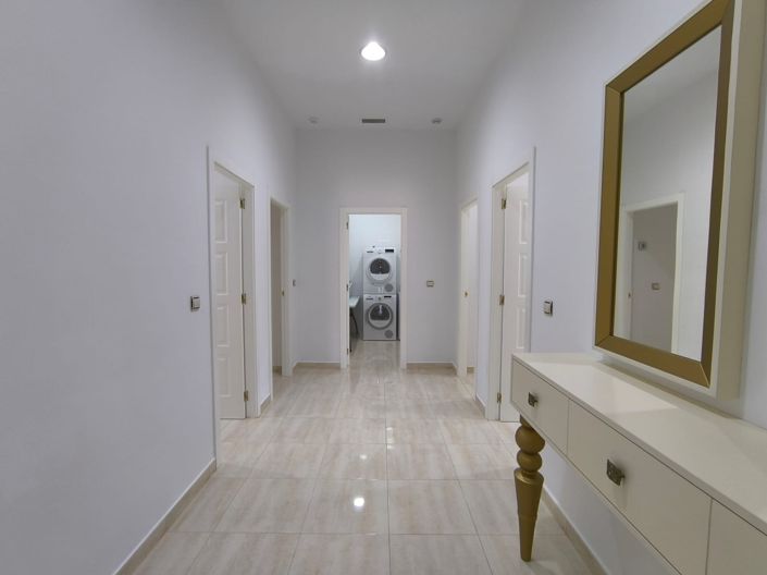 Image No.24-4 Bed Villa for sale