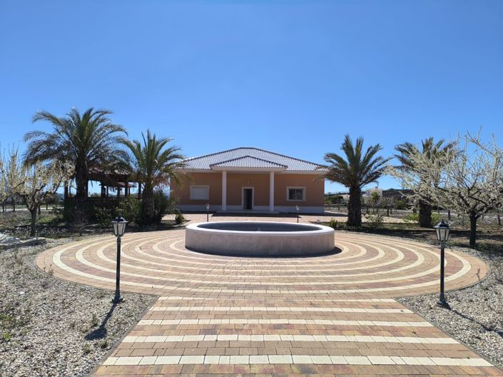 Image No.40-4 Bed Villa for sale