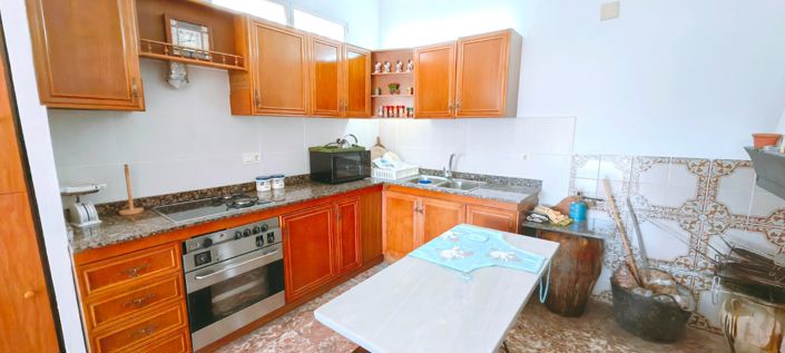 Image No.5-3 Bed Country House for sale