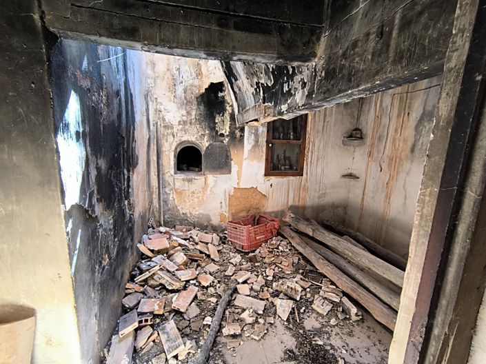 Image No.10-3 Bed Country House for sale