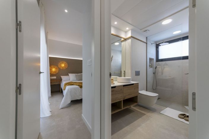 Image No.19-3 Bed Villa for sale