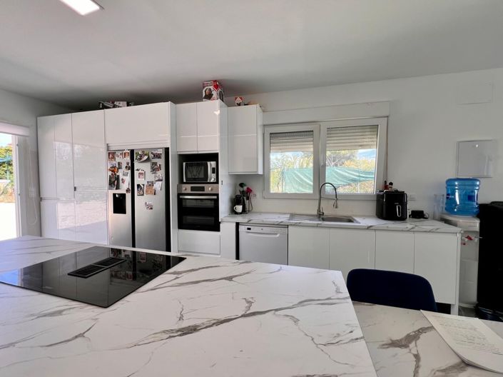 Image No.12-3 Bed Country House for sale