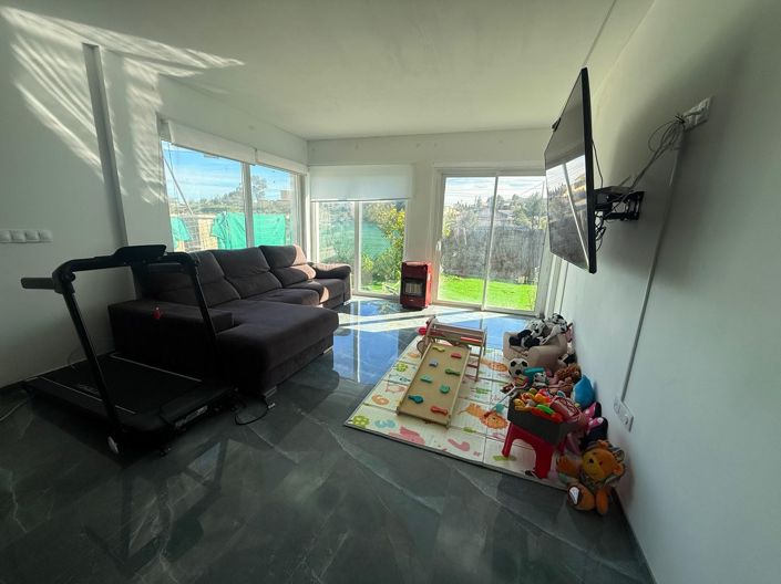 Image No.13-3 Bed Country House for sale