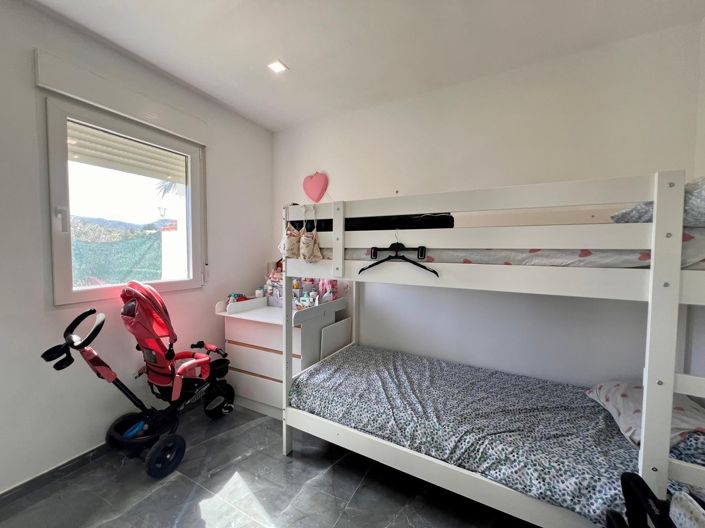 Image No.9-3 Bed Country House for sale