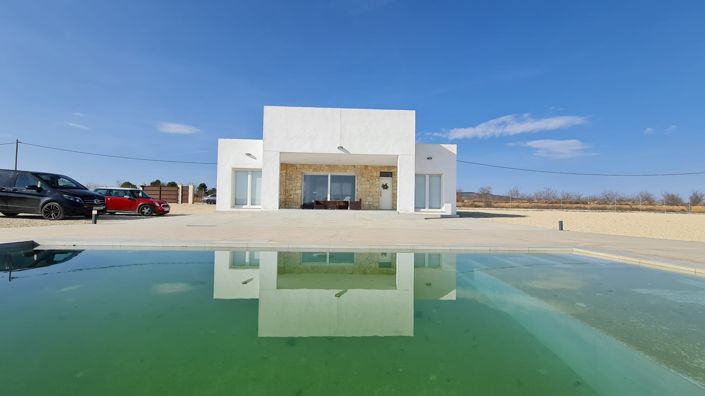 Image No.16-3 Bed Villa for sale
