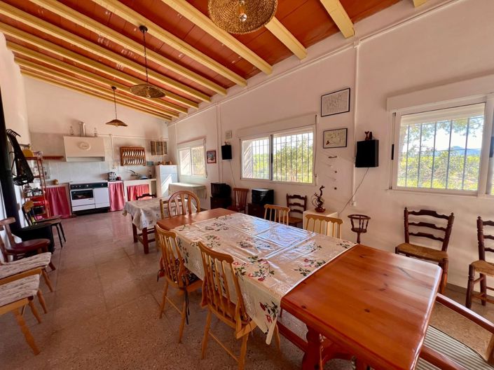 Image No.3-2 Bed House for sale
