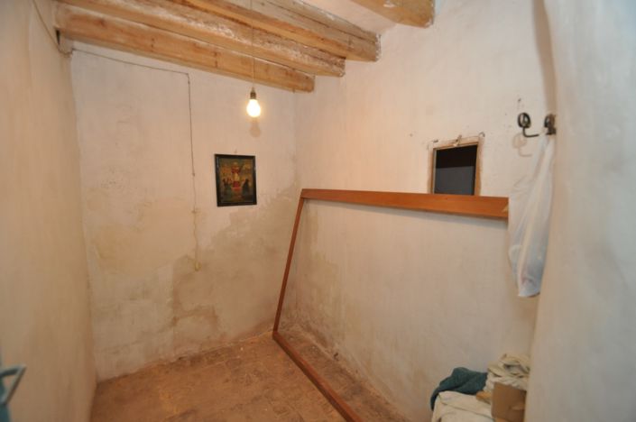 Image No.22-5 Bed Townhouse for sale