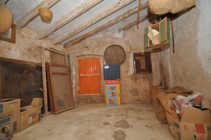 Image No.25-5 Bed Townhouse for sale