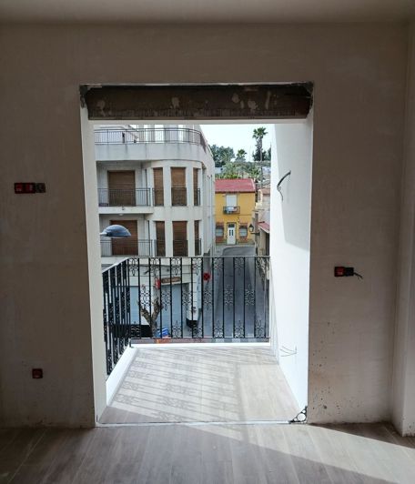 Image No.13-2 Bed Apartment for sale