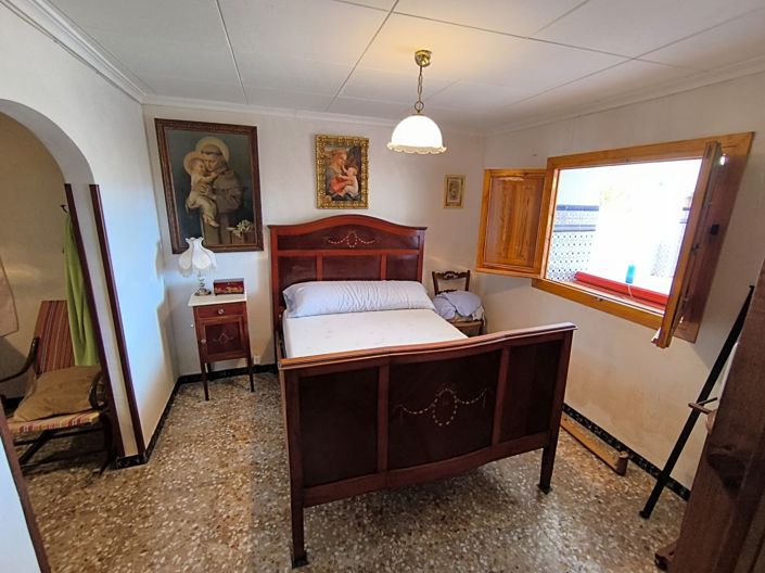 Image No.13-7 Bed Country House for sale