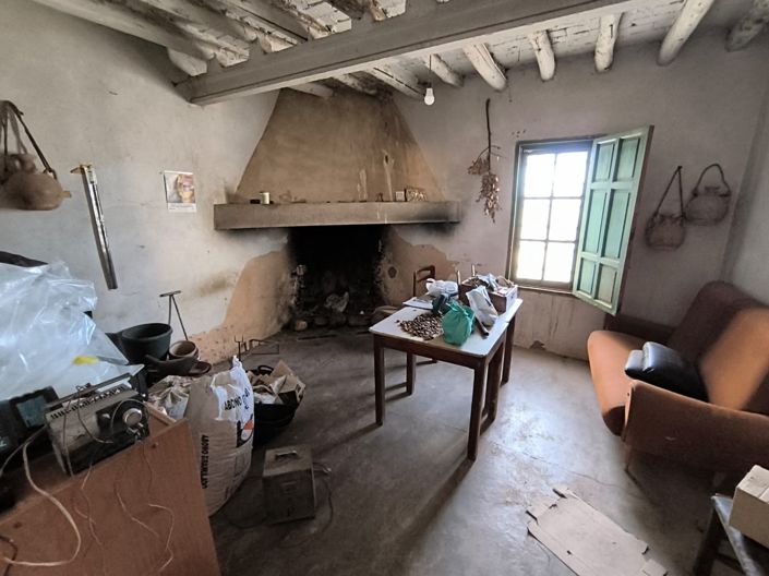 Image No.24-7 Bed Country House for sale