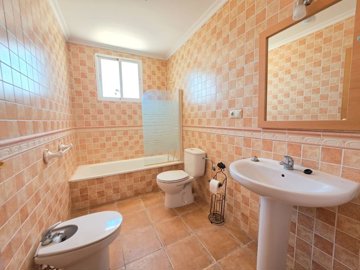 o1jm7unkk820018tu13faud8l4o30