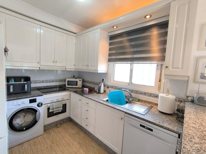 Image No.7-3 Bed Villa for sale