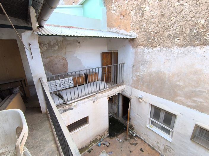 Image No.4-5 Bed Townhouse for sale