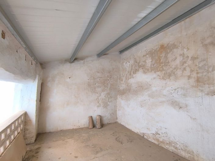 Image No.33-6 Bed Townhouse for sale