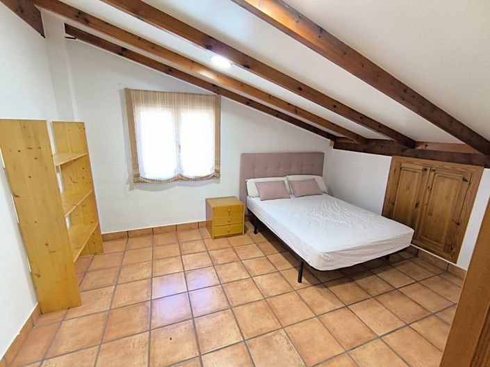 Image No.12-Villa de 5 chambres à vendre à Yecla