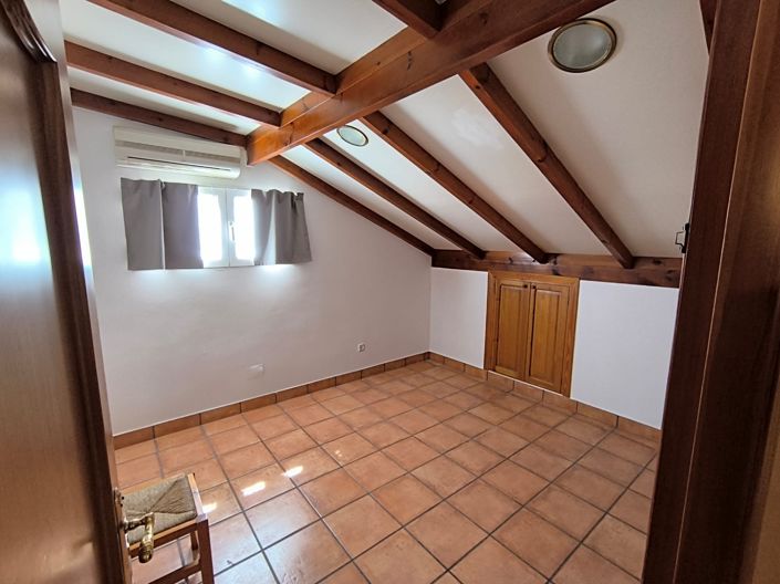 Image No.13-Villa de 5 chambres à vendre à Yecla