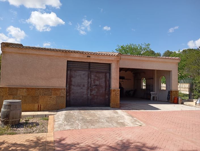 Image No.17-5 Bed Villa for sale