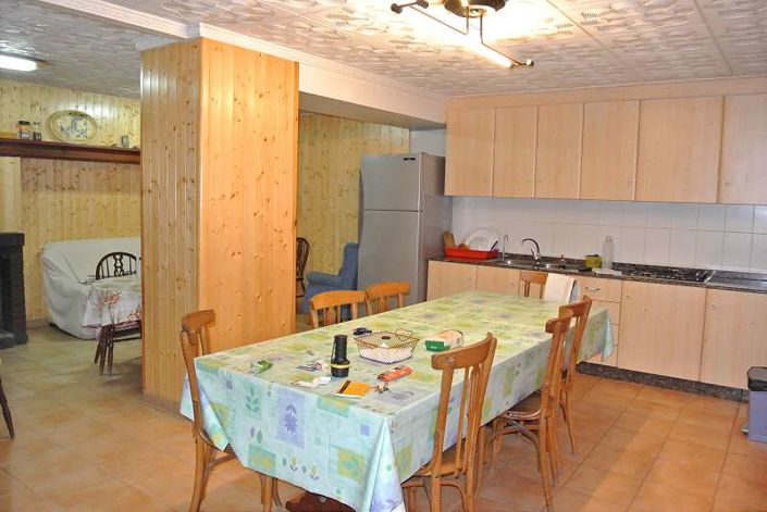 Image No.22-4 Bed Country House for sale