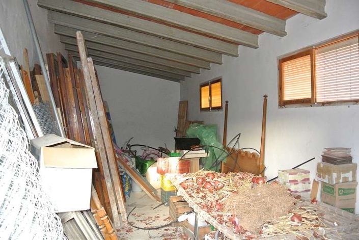 Image No.23-4 Bed Country House for sale