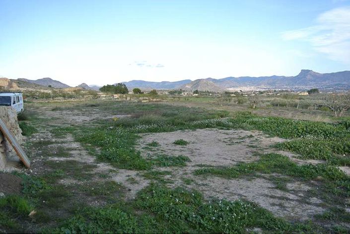 Image No.33-4 Bed Country House for sale