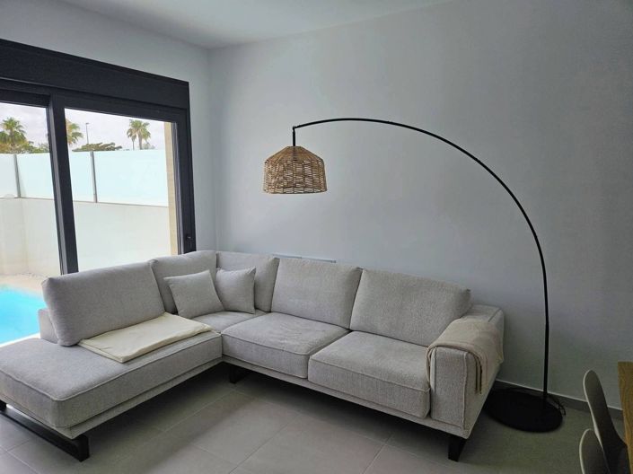 Image No.5-3 Bed Townhouse for sale