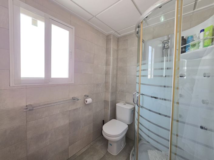 Image No.19-3 Bed Villa for sale