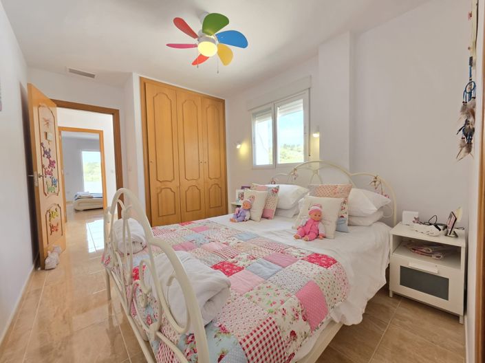 Image No.21-3 Bed Villa for sale