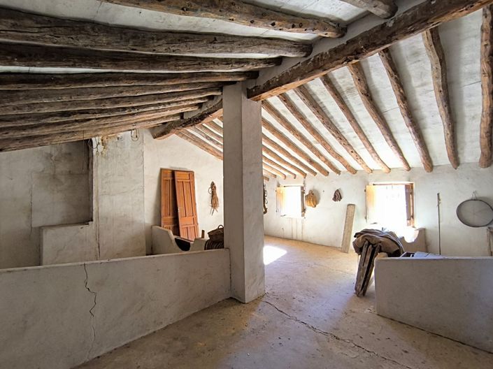 Image No.7-Maison de campagne de 4 chambres à vendre à Yecla