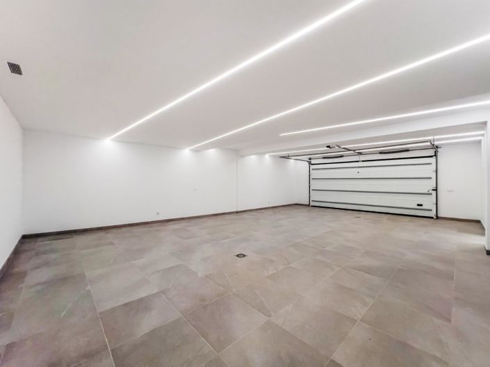 Image No.49-6 Bed Villa for sale