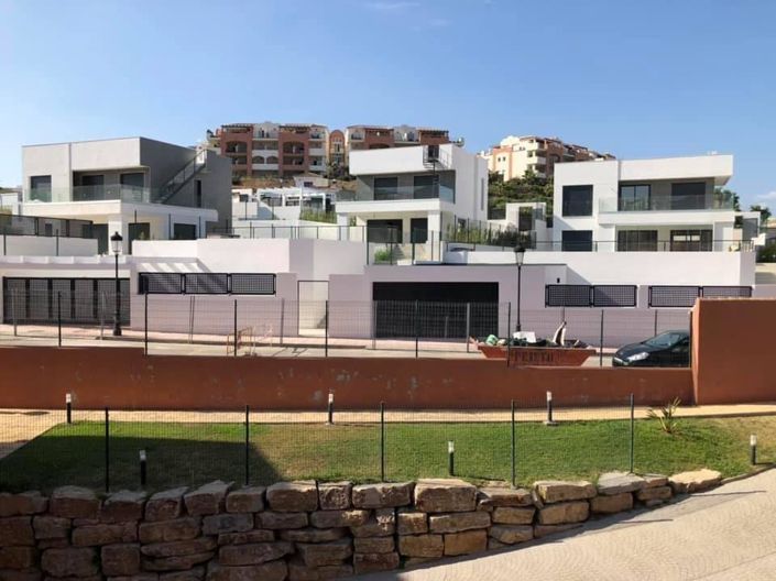Image No.23-4 Bed Villa for sale