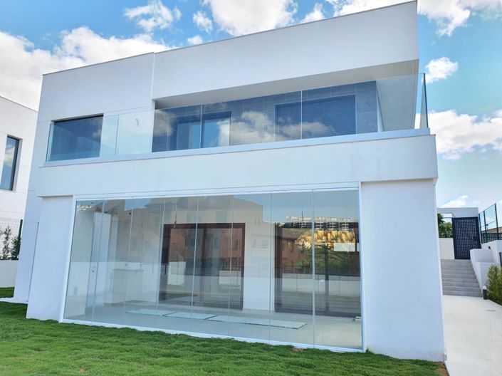 Image No.3-4 Bed Villa for sale