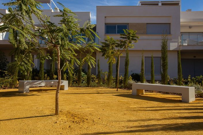 Image No.30-2 Bed Townhouse for sale