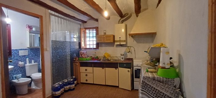 Image No.11-6 Bed Country House for sale