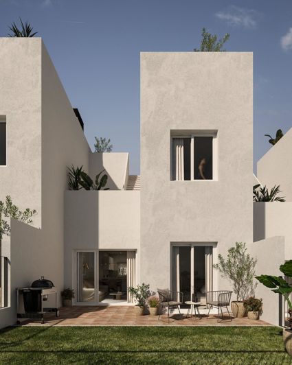 Image No.14-3 Bed Townhouse for sale