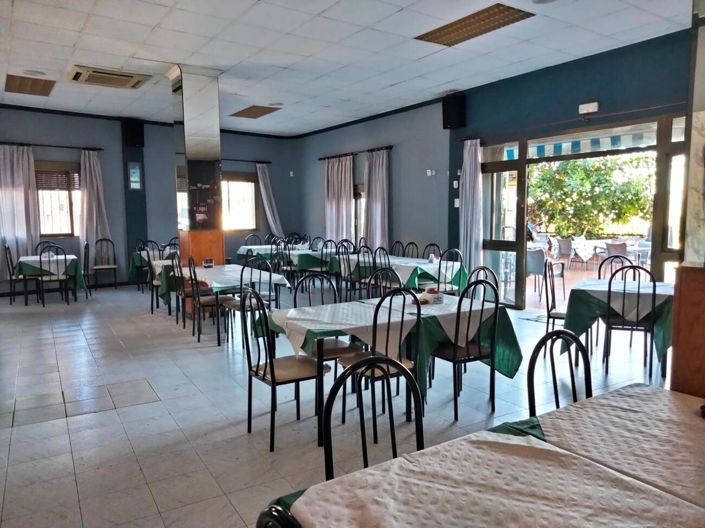 Image No.3-8 Bed Commercial for sale