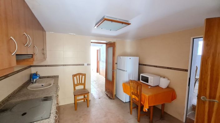 Image No.7-4 Bed Townhouse for sale
