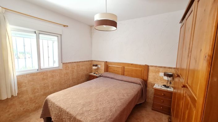 Image No.9-4 Bed Townhouse for sale