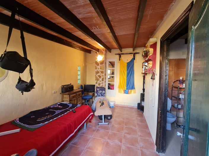 Image No.18-4 Bed Country House for sale