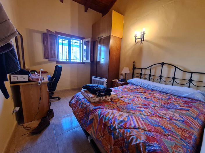 Image No.9-4 Bed Country House for sale
