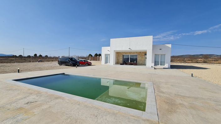 Image No.17-3 Bed Villa for sale