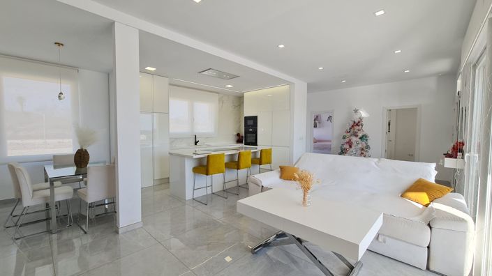 Image No.5-3 Bed Villa for sale